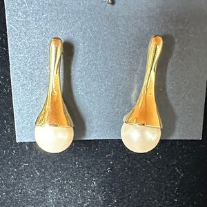 Kenneth Jay Lane Gold-Tone Pearl Drop Stud Earrings